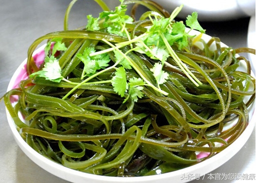 吃完海带再喝白酒会有什么事,喝白酒吃海带会得结石吗