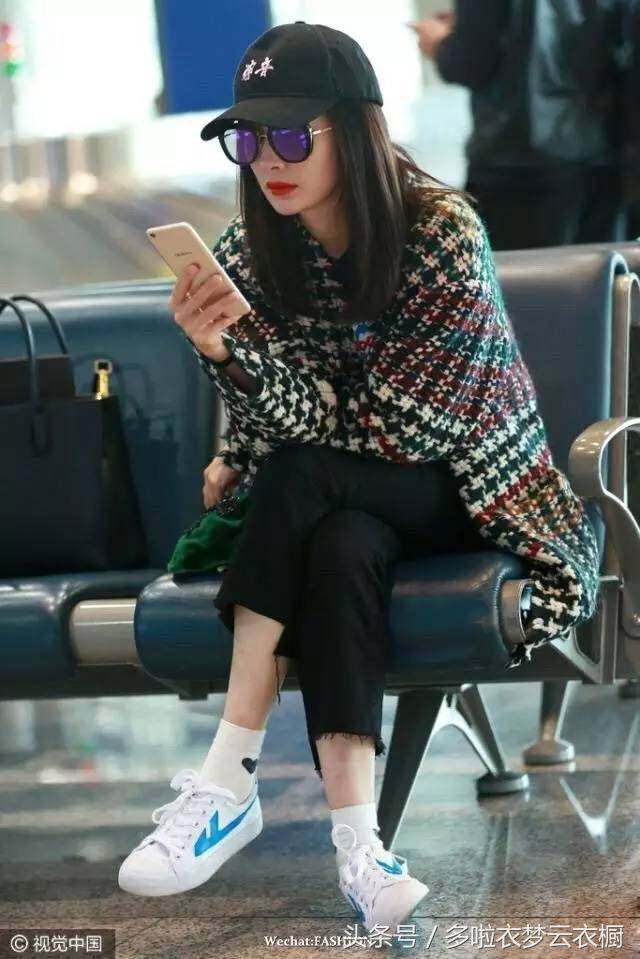 刘诗诗杨幂穿毛毛鞋,杨幂刘诗诗最新路透