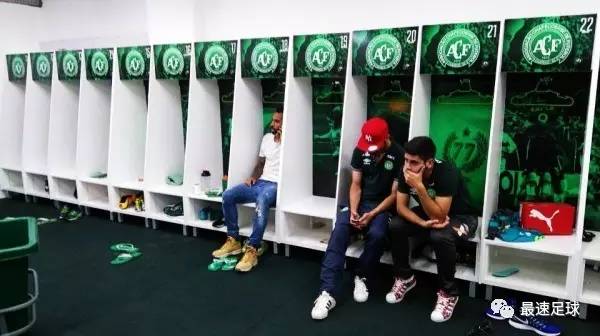 2010年足球图片,100年前的足球照片