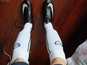 踢球起水泡了怎么办,踢球磨出水泡的原因