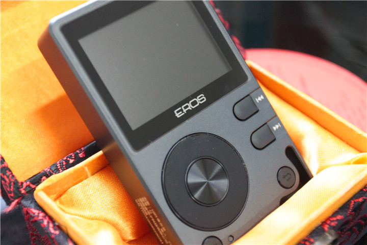 新年开箱第二弹---EROS*放播**器Q