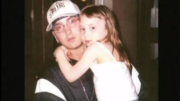 eminem女儿抖音,eminem女儿hailey