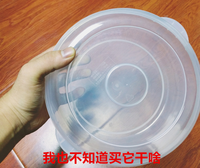 鸡蛋遇到什么会变成弹力球,用白醋泡鸡蛋变成弹力球