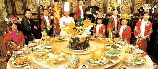 明朝皇帝和清朝皇帝的整体对比,明朝皇帝对比清朝皇帝哪个更厉害