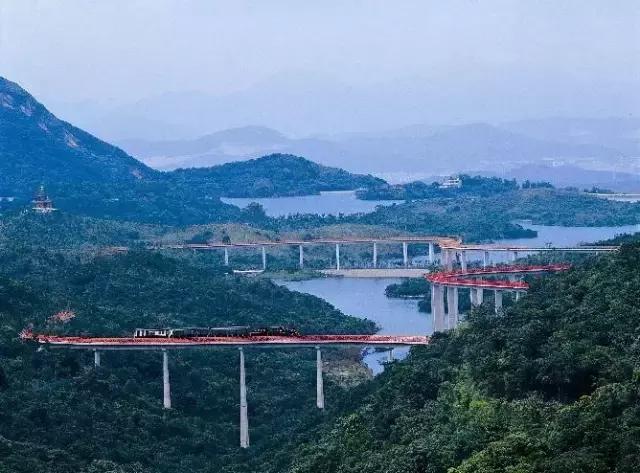 广东冬天看雪的最佳旅游地,广东周边冬天看雪最适合去哪旅游