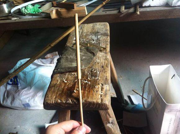 如何用竹子制作钓鱼竿,用竹子自制钓鱼竿方法
