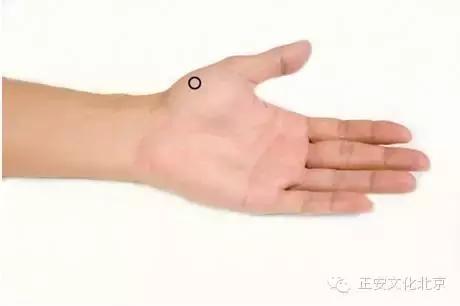 扁桃体炎有多能折磨人,慢性扁桃体炎是用药好还是切除好