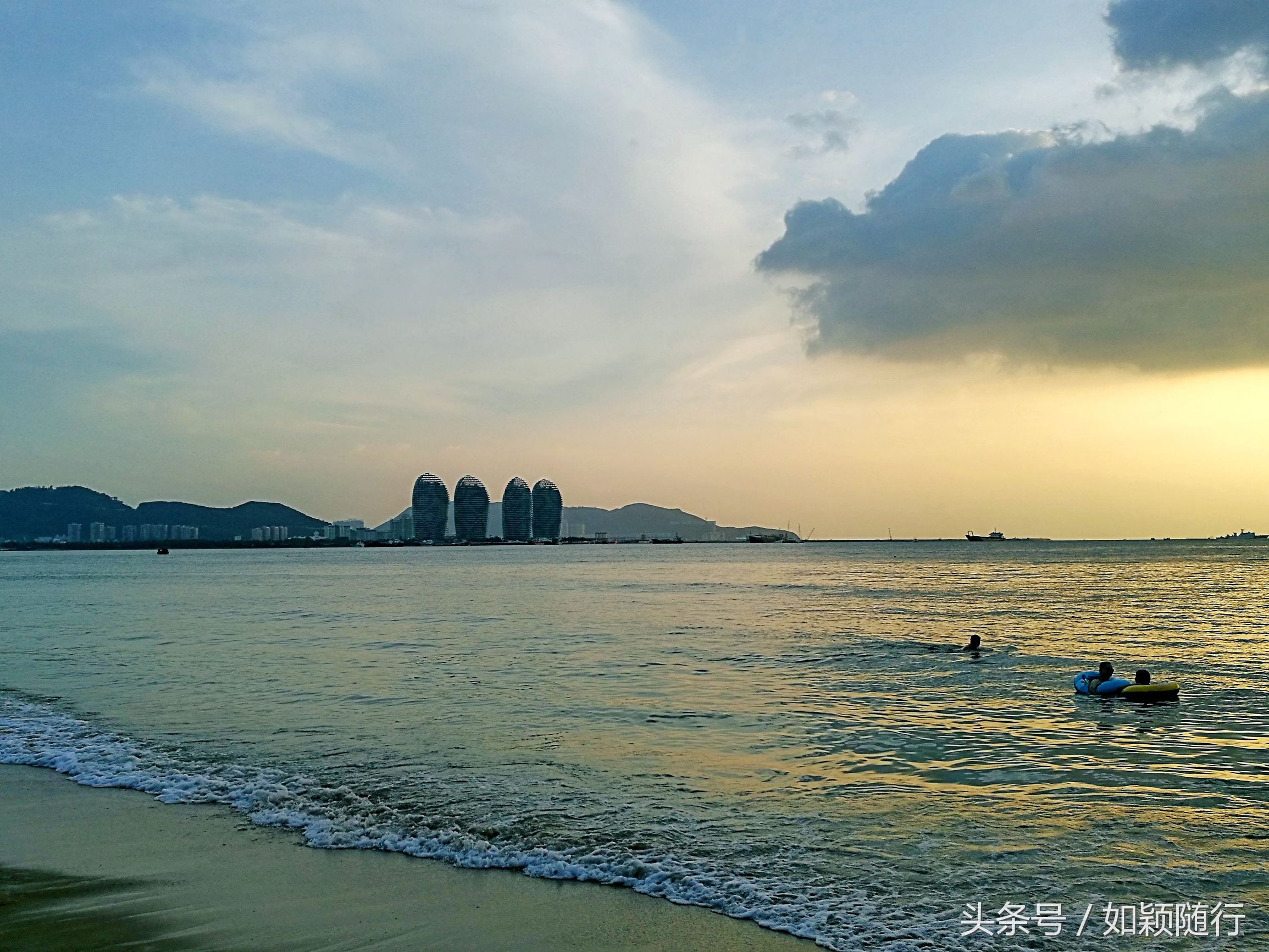 三亚湾之上一颗璀璨明珠,三亚太阳湾最美海湾