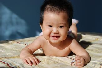 胎记为什么遇热发红怎么治疗,红胎记和黑胎记哪个比较好治疗