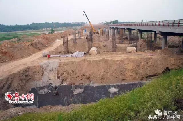 淄水齐风你见过淄江千人垂钓的场面吗？