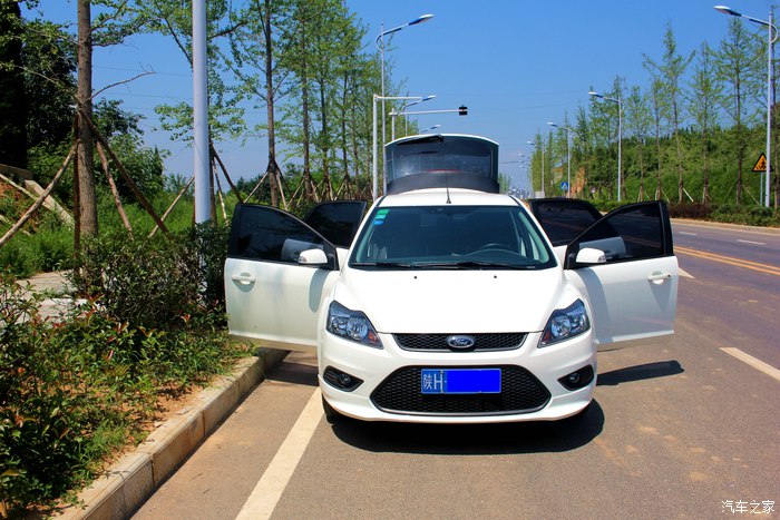 福克斯1.8l手动驾驶体验,经典福克斯1.8用车感受