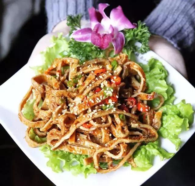 在这里，把男生弄哭一点都不难