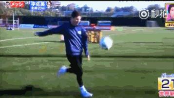梅西的踢法前无古人后无来者,梅西训练场秀脚法