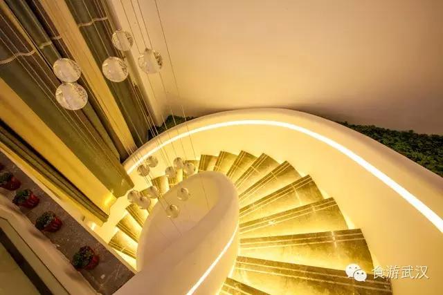 在这里，5位90后高颜值成员组成了可以让你“变身”的团队