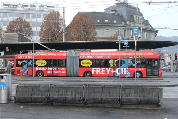 蜜月旅行惊现知豆比亚迪，顺着德法瑞意饱览欧洲的新能源汽车