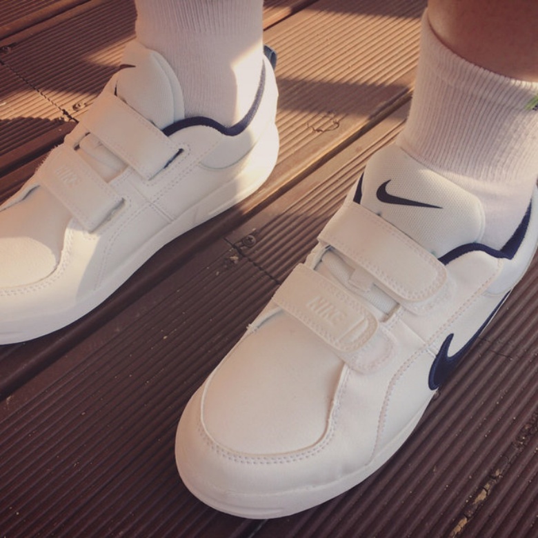 刘德华坠马回港,刘德华坠马回港全程