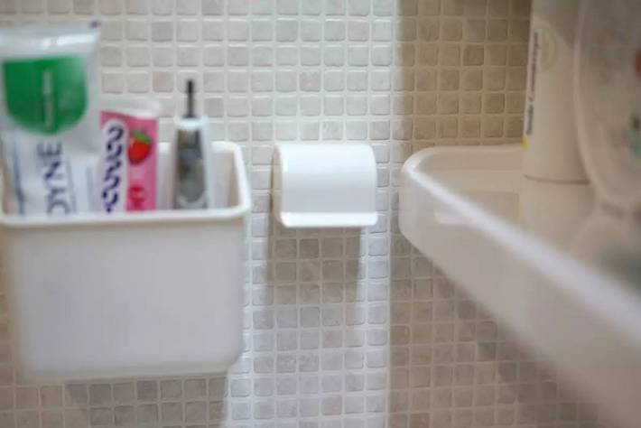 居家小妙招小挂钩,居家实用小物件粘钩