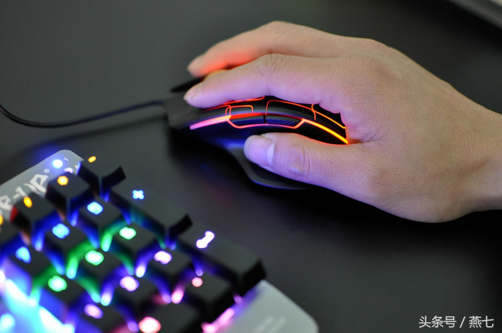 电竞选手守望先锋,好的游戏鼠标守望先锋