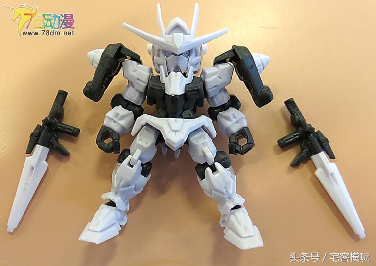 高达00raiser限定,高达00r三红扭蛋