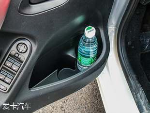 爱丽舍新款和老款对比,10款爱丽舍对比全新爱丽舍