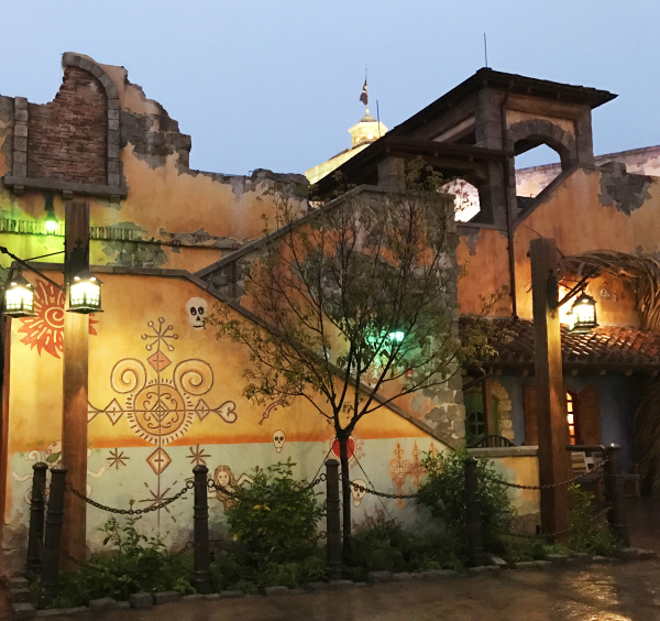 上海迪士尼送票,上海迪士尼门票购买攻略最新