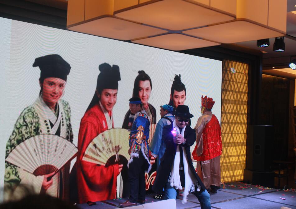 红牛装饰公司简介,红牛装饰创新效果图