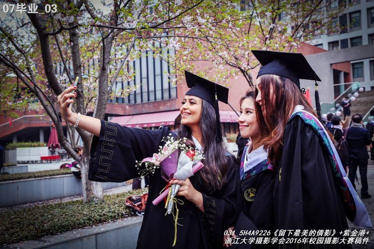 浙江大学是中国最水的大学,一分钟带你了解浙江大学