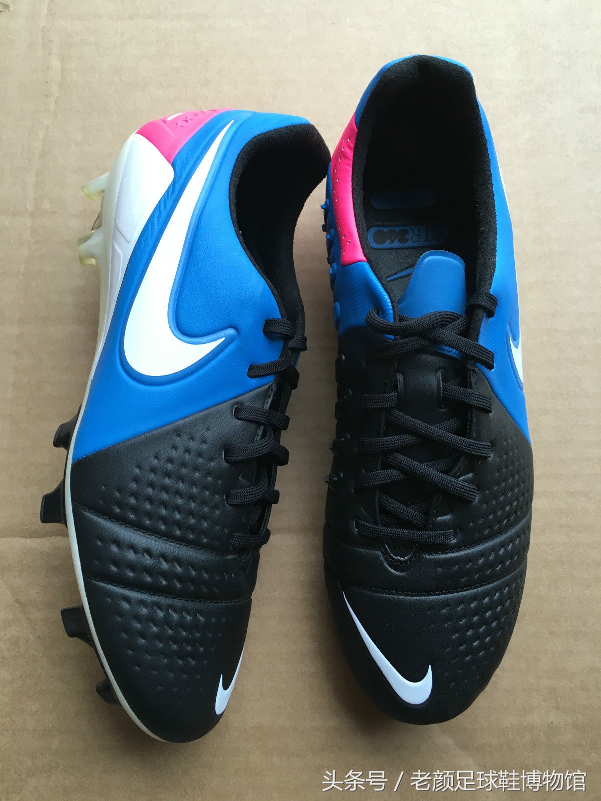 足球鞋阿迪和耐克谁更强,足球鞋耐克暗杀系列