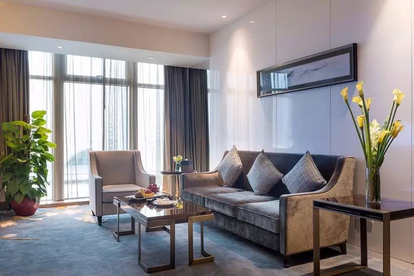 天河机场五星级酒店,五星酒店连住18天的感受