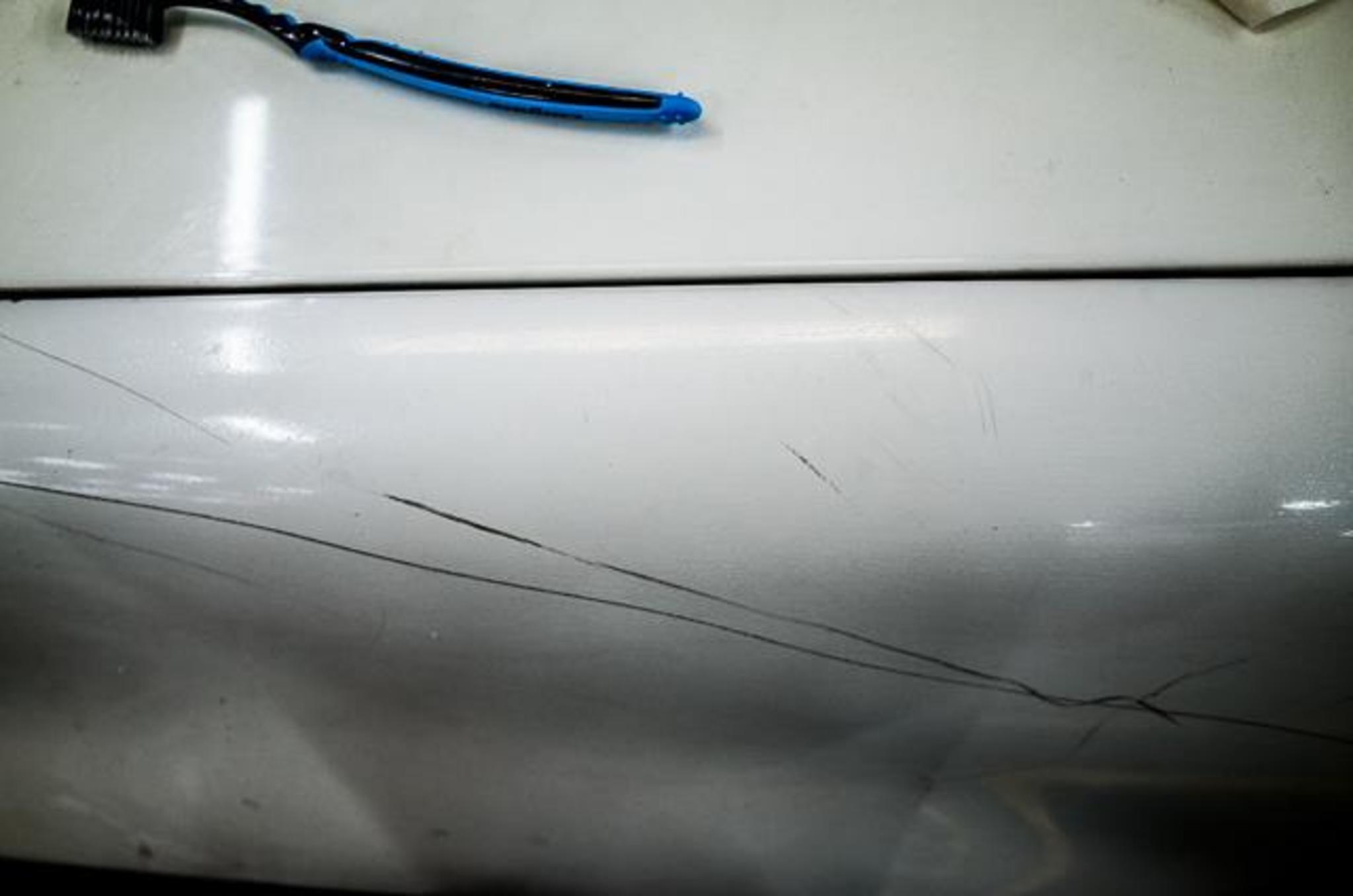 车划痕快速修复方法,车划痕自己修复小妙招