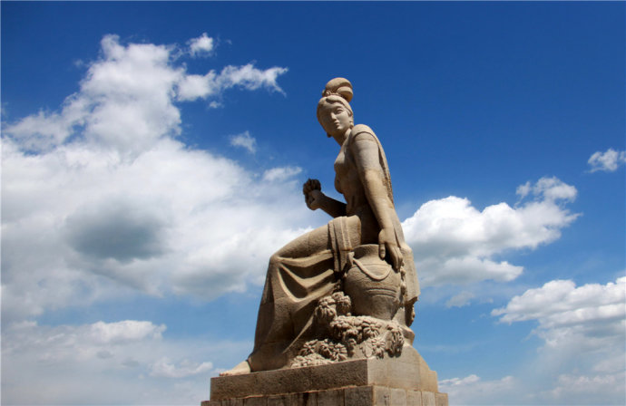 （葫芦岛传说）葫芦岛菊花女为民除害，用神秘*器武**干掉龙王三太子