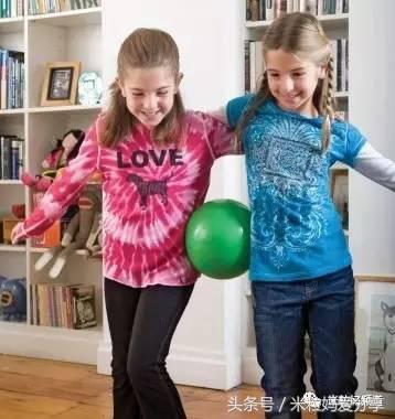 过年时熊孩子玩的游戏,过年期间孩子玩什么游戏