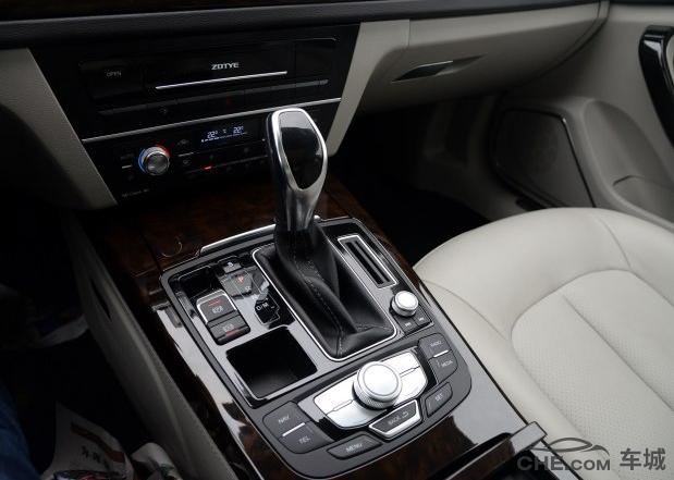 众泰z700顶配真实体验,众泰z700高配试驾视频