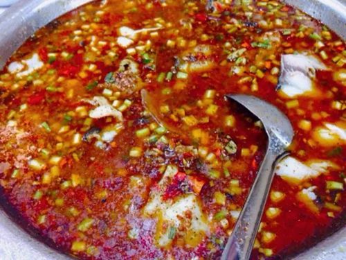 品尝山城美食,品山城小面