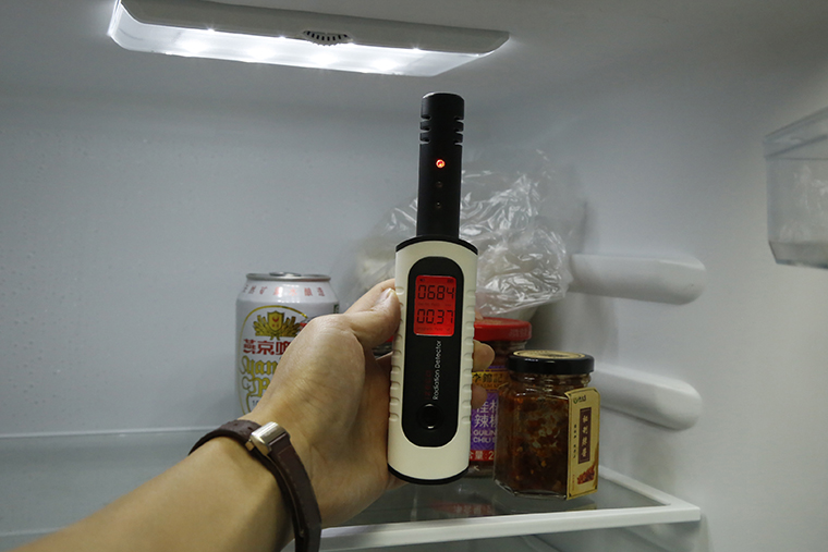 荣威e950真实油耗测试视频,荣威e950碰撞测试