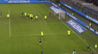 世界足坛70大经典倒钩进球,欣赏一下足坛经典的30大凌空破门