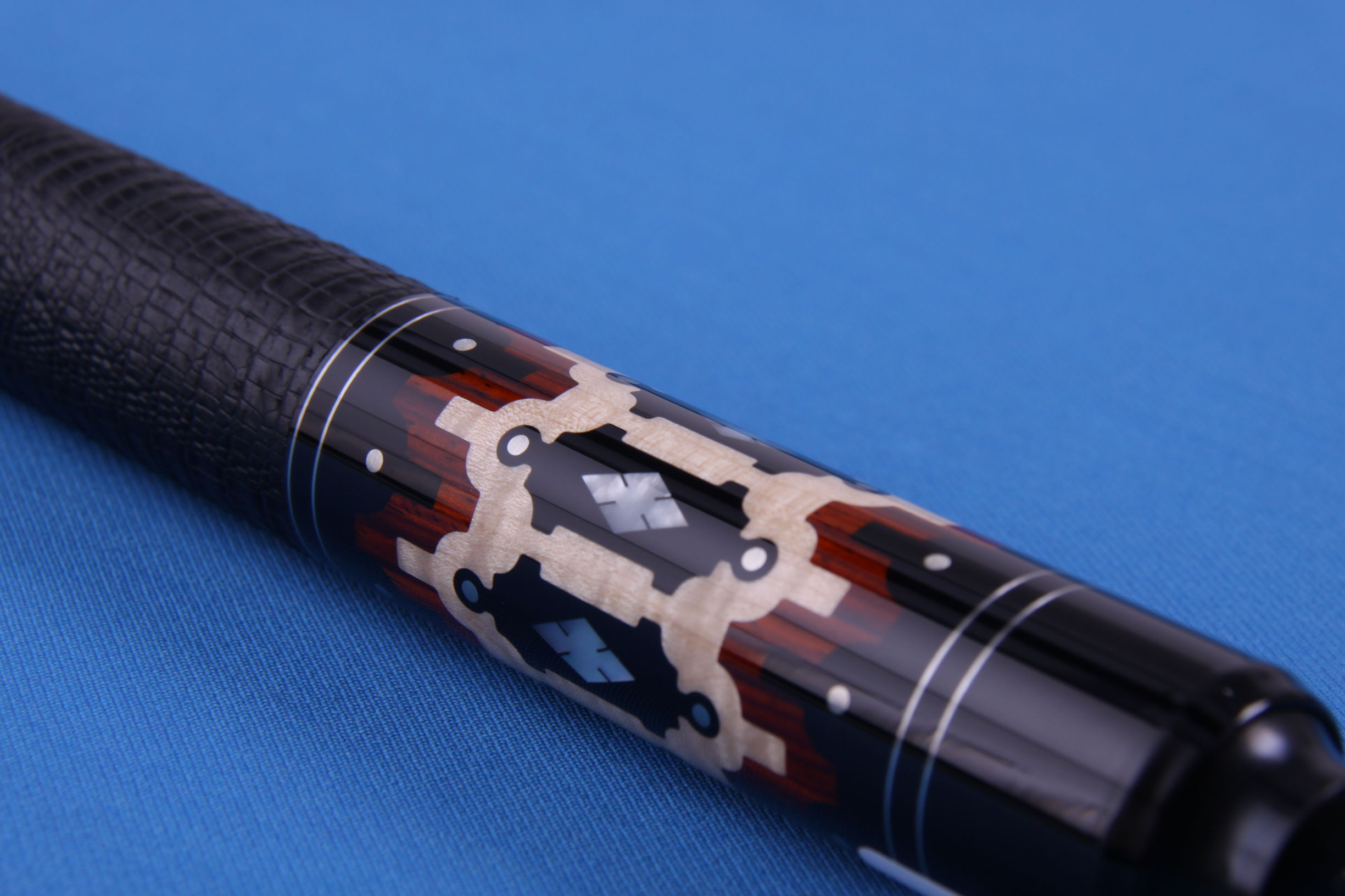 带梅花标志的台球杆,美国梅花台球杆