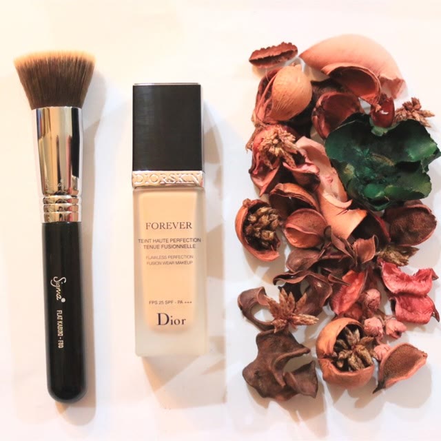 哪些粉底液可以打造出少女奶油肌,水润显气色的粉底液哪款好用