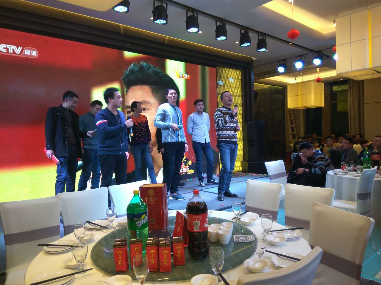 红牛装饰公司简介,红牛装饰创新效果图