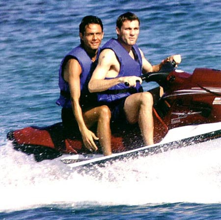 春节我们看完春晚再看足球圈里的帅哥，内含帅你一脸的卡卡