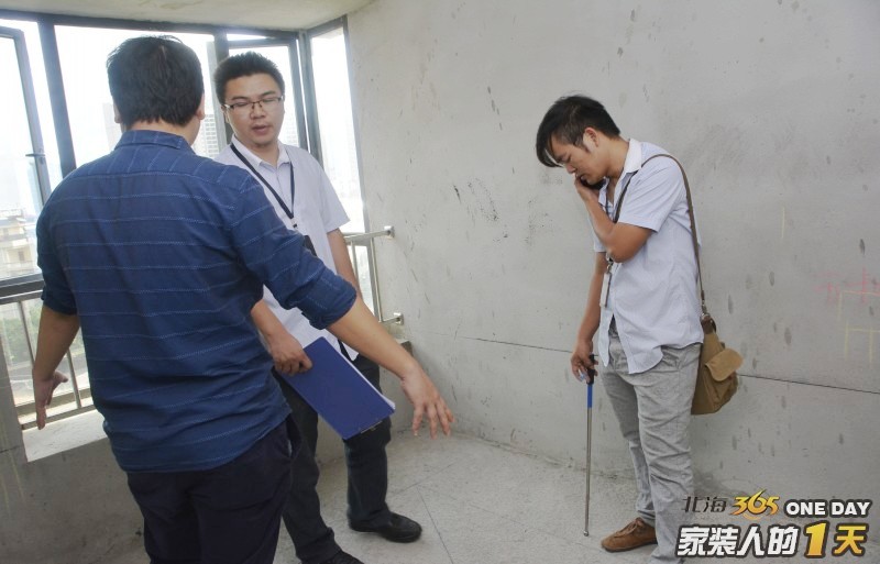 他拒绝业主抛出高薪去美国做工程监理的邀约，而是选择回北海