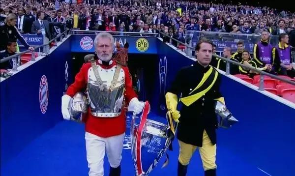 足球纪录片梅西c罗内马尔,足球纪录片c罗推荐