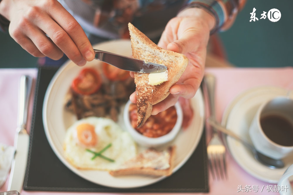 自助餐该怎么吃不容易填饱肚子,扶着墙来扶着墙离开