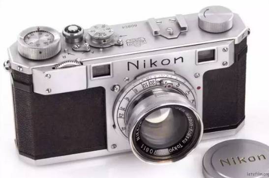 尼康镜片磨损,尼康发展史