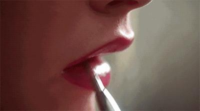 不能更心塞，说说那些攒够了钱也买不到的口红……