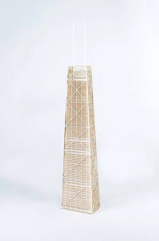 摩天大楼的浪漫 (浪漫的摩天大楼)