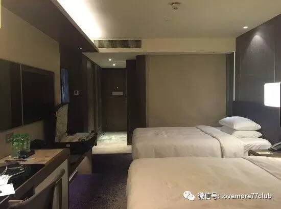 去香港住哪里比较方便吃的比较多,去香港住在哪个地区性价比高