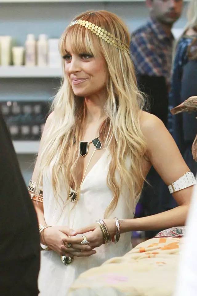 深夜东西｜155的土肥圆不仅瘦成了mini版，竟然还成了带货女王？她才是现实版变形计女主