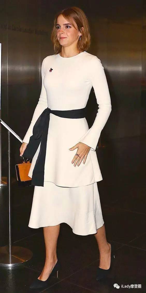 种草|您新一年的手袋余额已经不足,请及时充值!