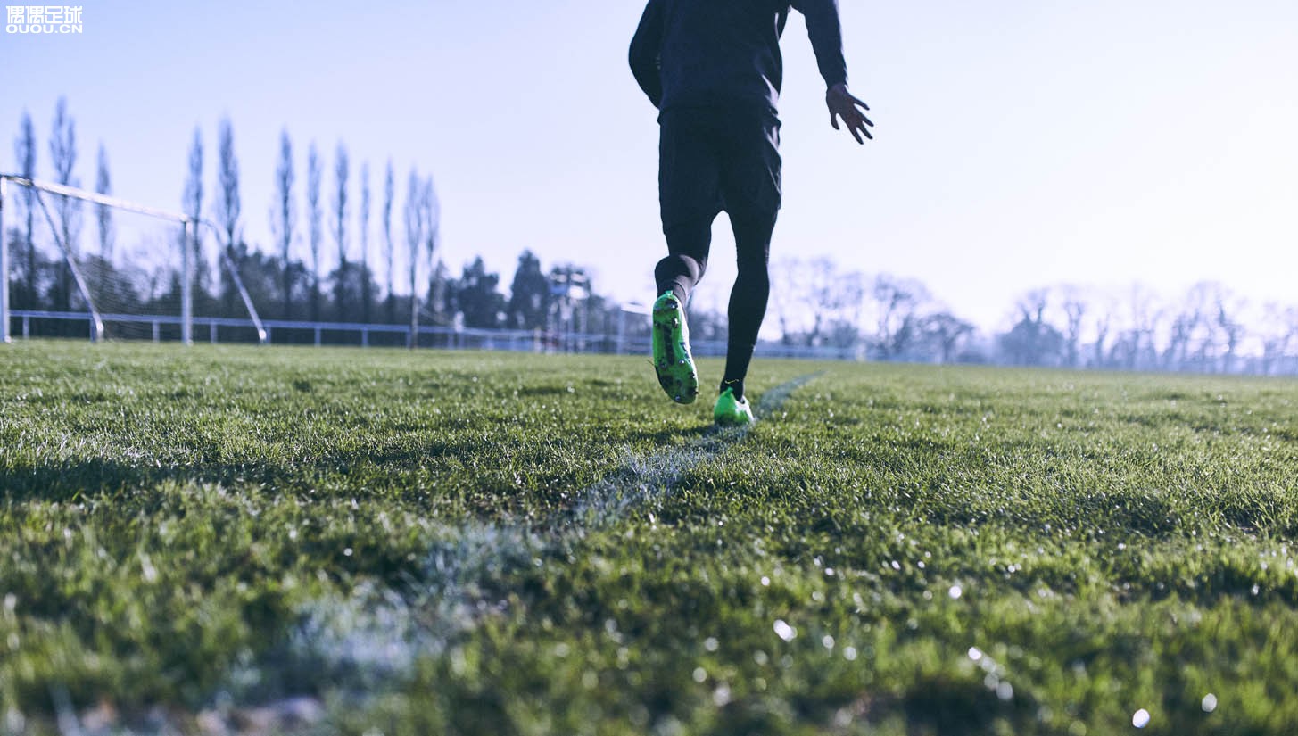 pumaevospeed3.5lth足球鞋评测,pumaevopower足球鞋